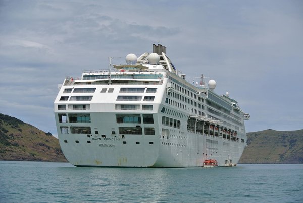 Comment découvrir les traditions de la broderie en Roumanie sans guide?